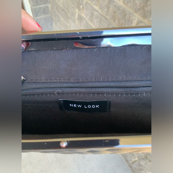 NEWLOOK Black Quilted Faux Leather Medium Shoulder Bag Clutch Purse LIKE NEW - Picture 8 of 16